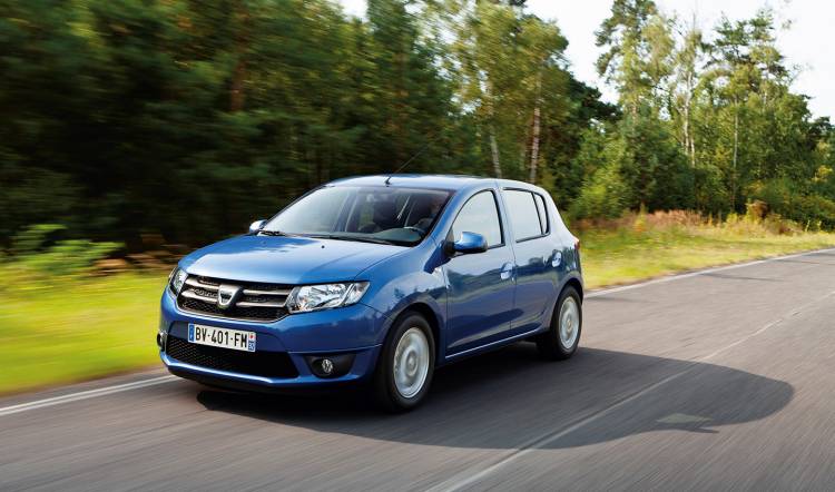 dacia-sandero-top7-1440px