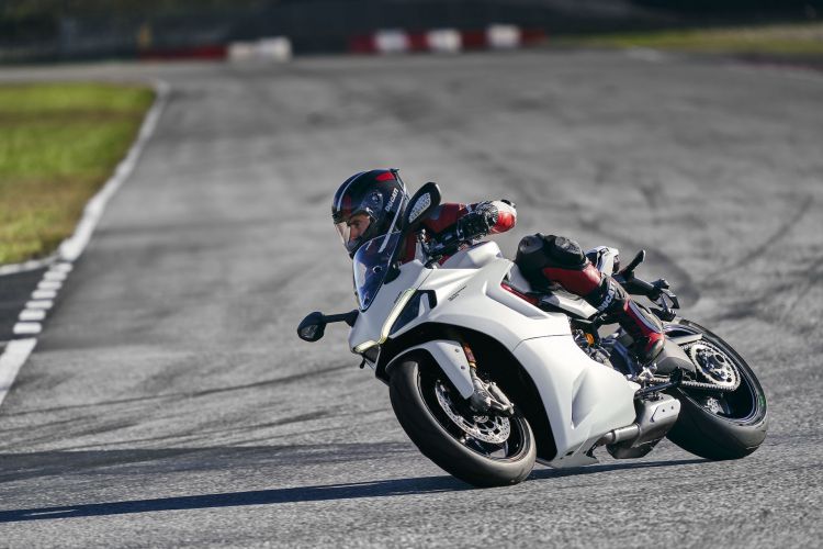Dgt Cursos Conduccion Ducati Supersport 950