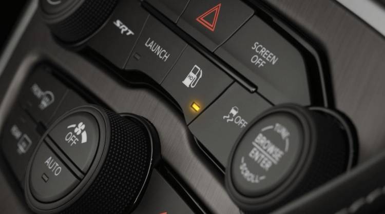 dodge-challenger-demon-boton-ho-2017-01 dodge-challenger-demon-boton-ho-2017-01