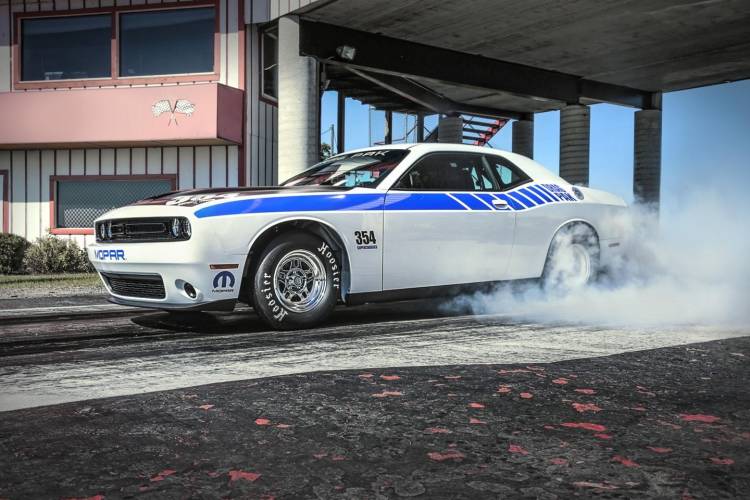 dodge-challenger-drag-pak-290615-13 dodge-challenger-drag-pak-290615-13