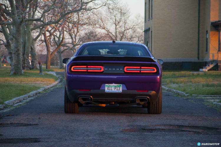 dodge-challenger-scat-pack-392-prueba-17-mdm