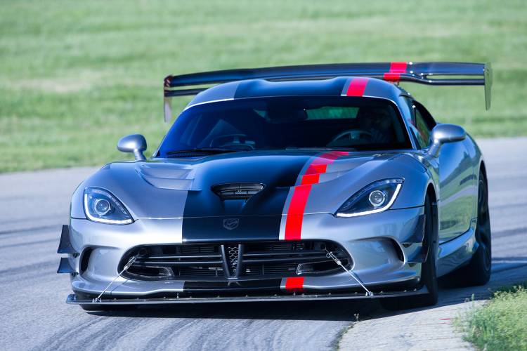 dodge-viper-acr-2016-09-1440px