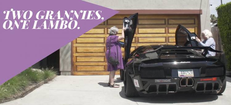 dos-abuelas-un-lamborghini-video