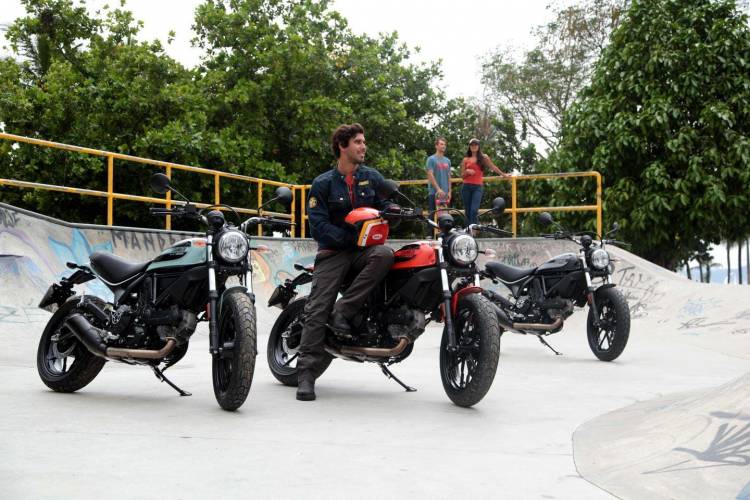 ducati-scrambler-sixty2-5 ducati-scrambler-sixty2-5