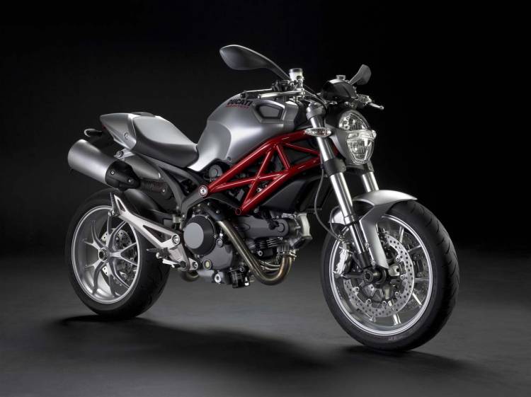 Ducati Monster 1100 y 1100S