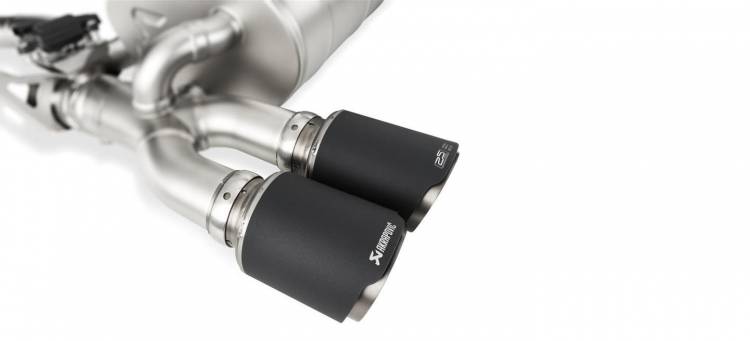 escape_akrapovic_BMW_M4_edicion_especial
