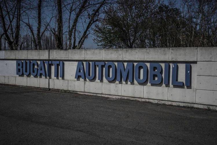 fabrica-bugatti-abandonada-1 fabrica-bugatti-abandonada-1