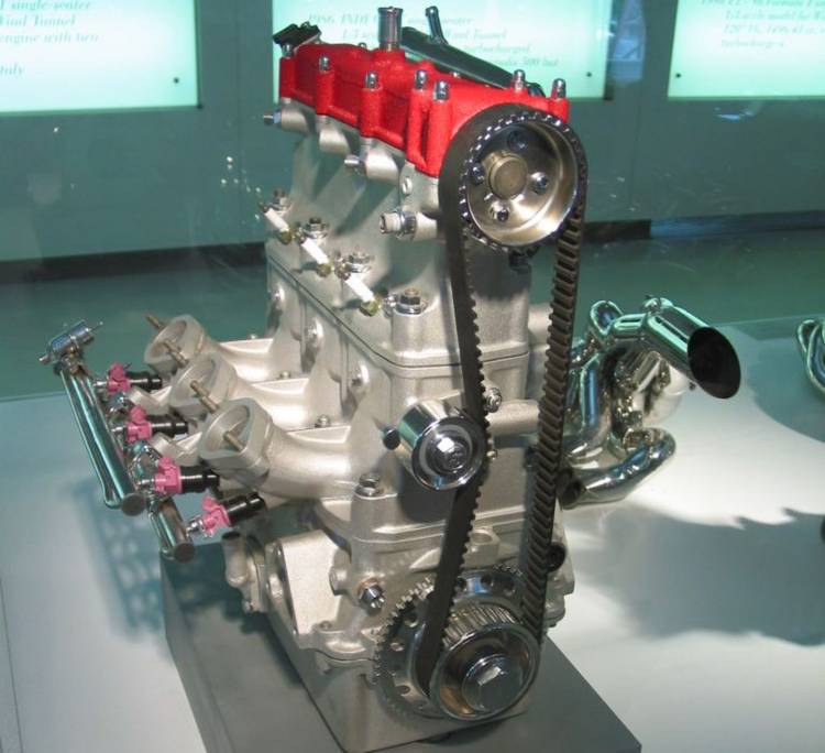 ferrari-3cilindros-2