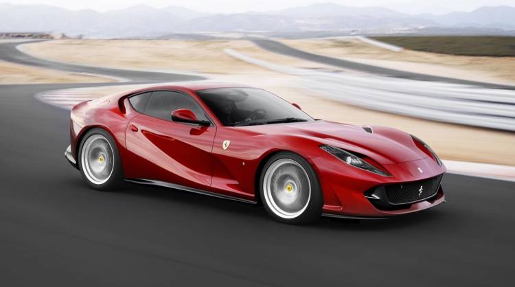 ferrari-812-superfast-circuito-2017-01_750x.jpg