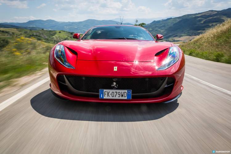 ferrari-812-superfast-exterior-mdm-00012_750x.jpg