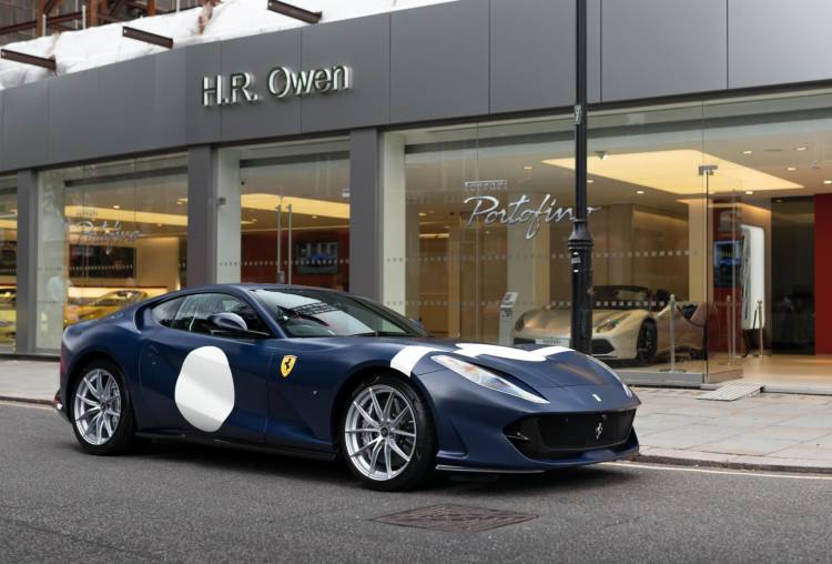 ferrari-812-superfast-stirling-moss-1.jpeg_750x.jpg
