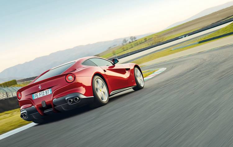 ferrari-f12-berlinetta-video-01-1440px_750x.jpg