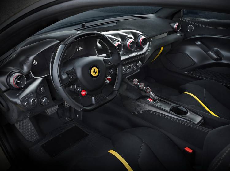 ferrari-f12tdf-2016-02