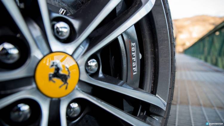 ferrari-gtc4lusso-v12-prueba-67-mdm