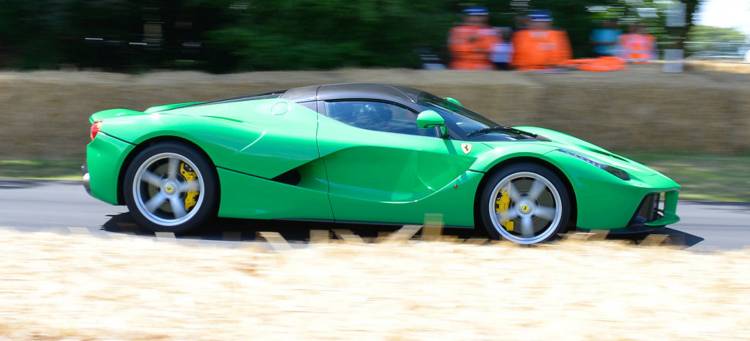 ferrari-laferrari-verde-jay-kay-01-1440px ferrari-laferrari-verde-jay-kay-01-1440px