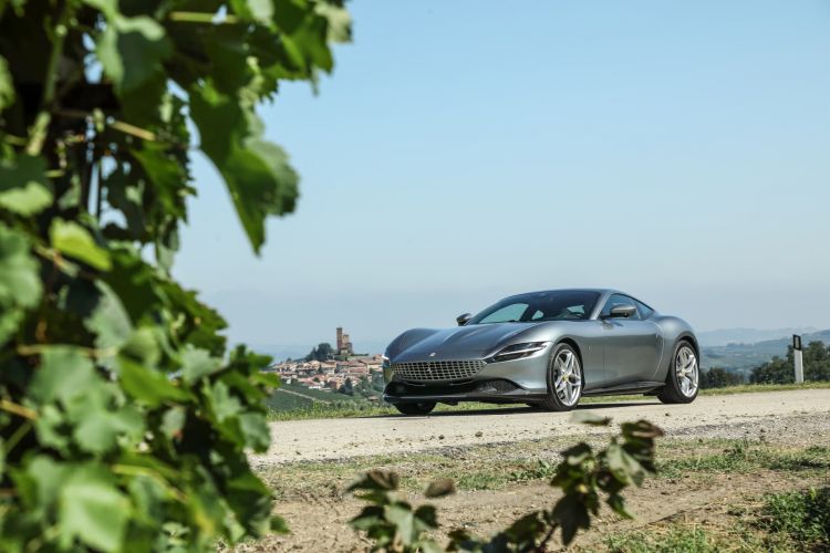 Ferrari Roma Grigio Titanium 055