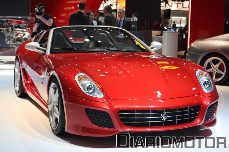 Ferrari SA Aperta en el Salón de París