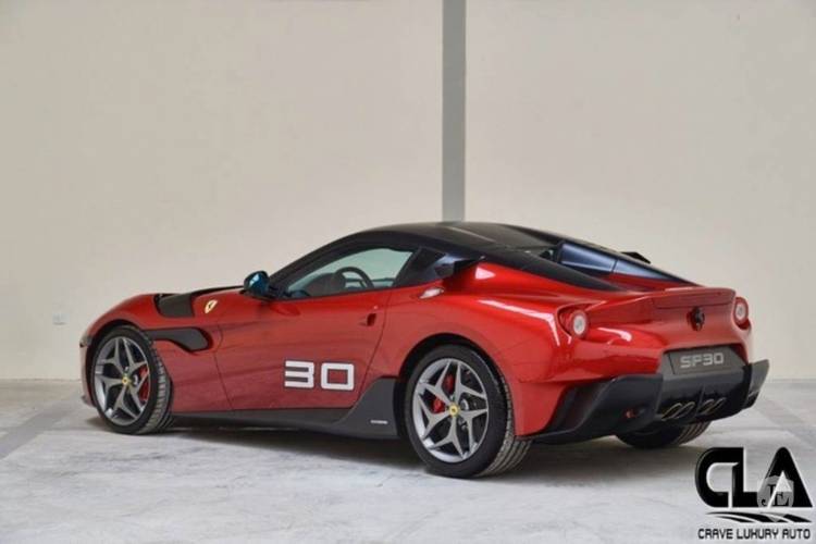 Ferrari Sp30 0918 010