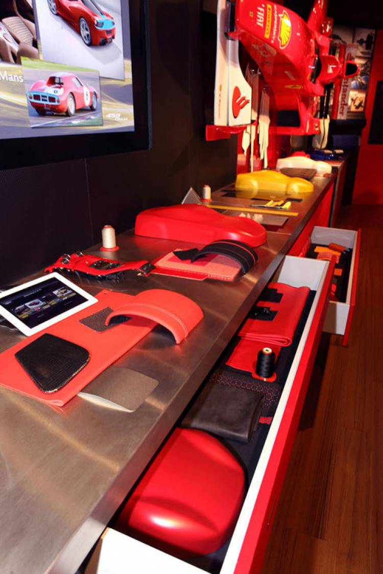 ferrari_fac_24