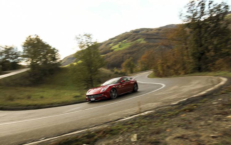 ferrari_ff_p04