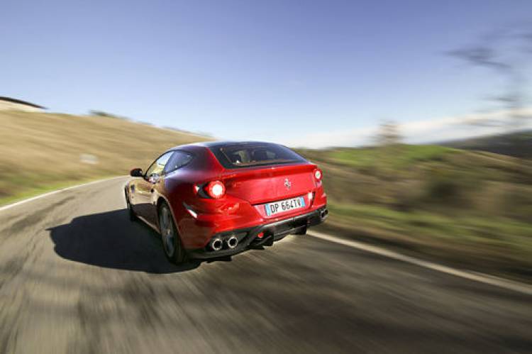 ferrari_ff_p08