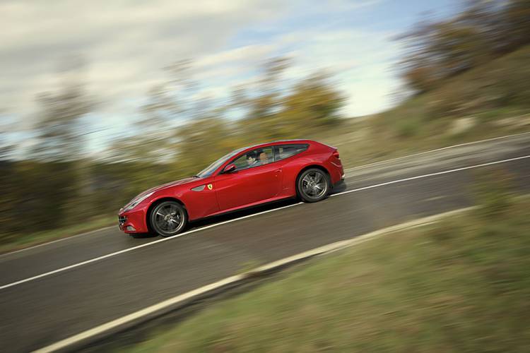 ferrari_ff_p10