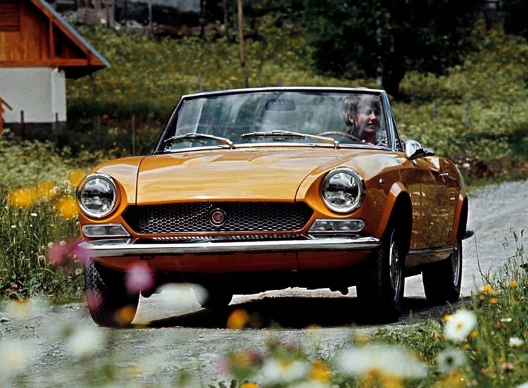 fiat-124-spider-1 fiat-124-spider-1