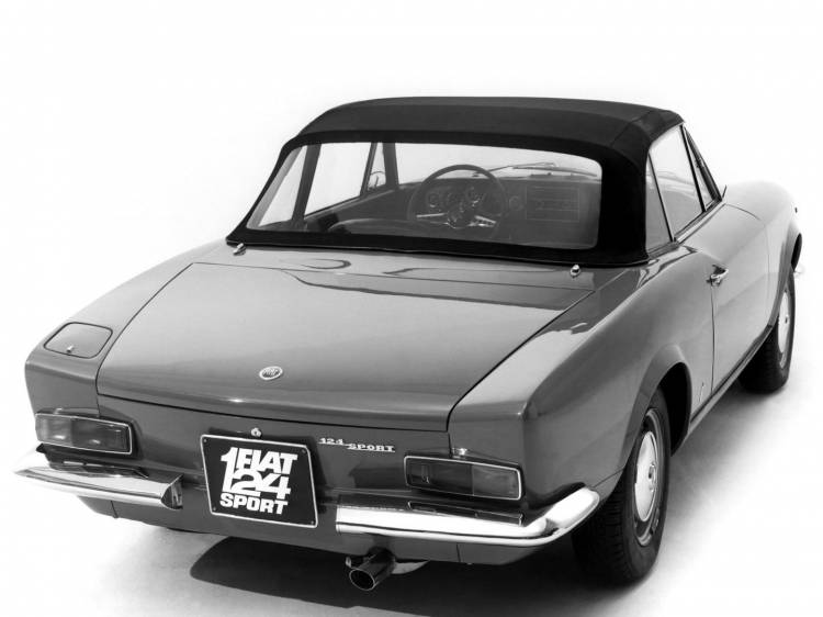 fiat-124-spider-2
