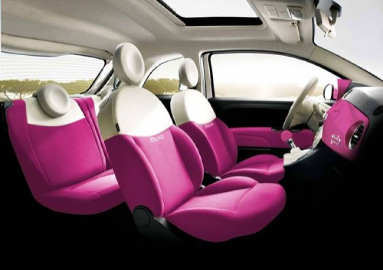 fiat 500 barbie rosa