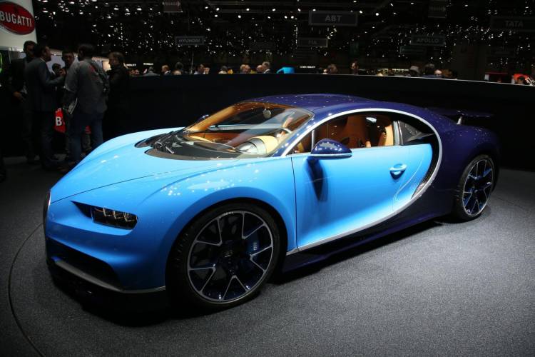 ficha-bugatti-chiron