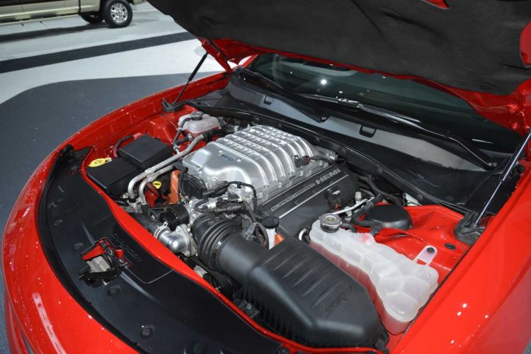 Fin Motor Dodge V8 Hellcat 01