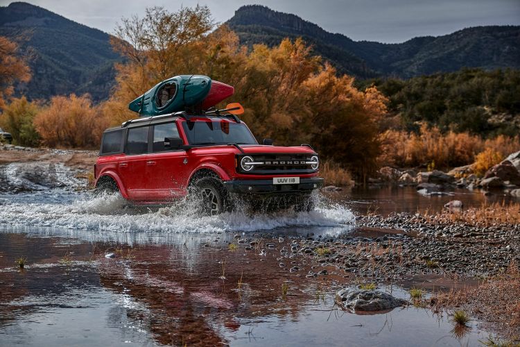 Ford Bronco Europe Advertisement 6