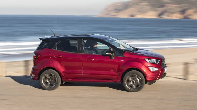 ford-ecosport-1600x900-06