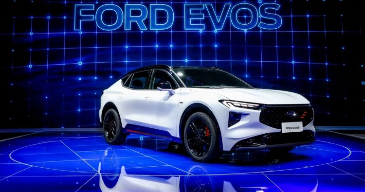 Ford Evos 2021 0421 001