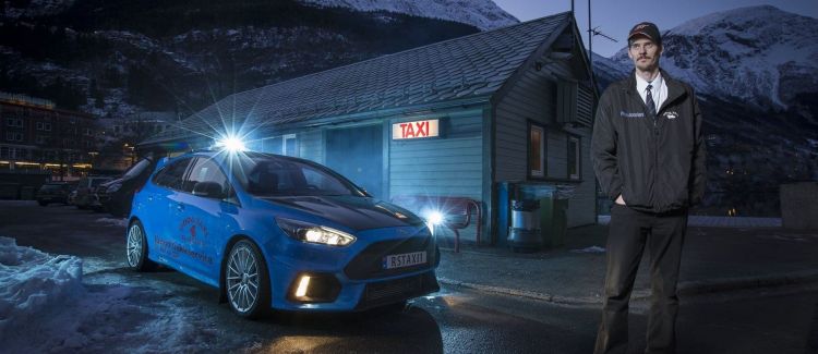 ford-focus-rs-taxi-p ford-focus-rs-taxi-p