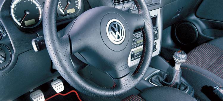 golf-gti-pelota-golf-5 golf-gti-pelota-golf-5