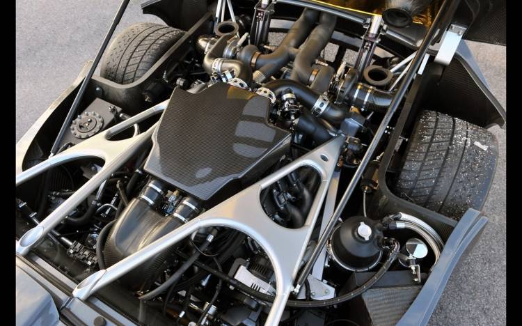 hennessey-venom-gt-140515-02_750x.jpg