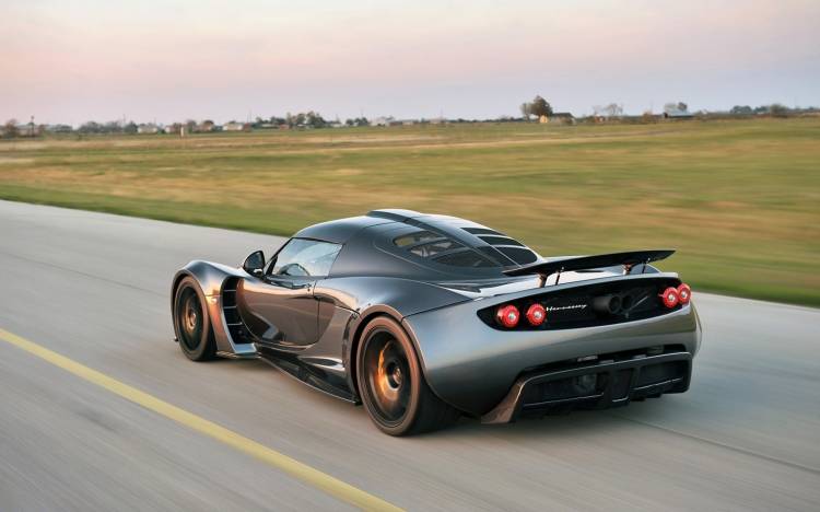 hennessey-venom-gt-140515-04_750x.jpg