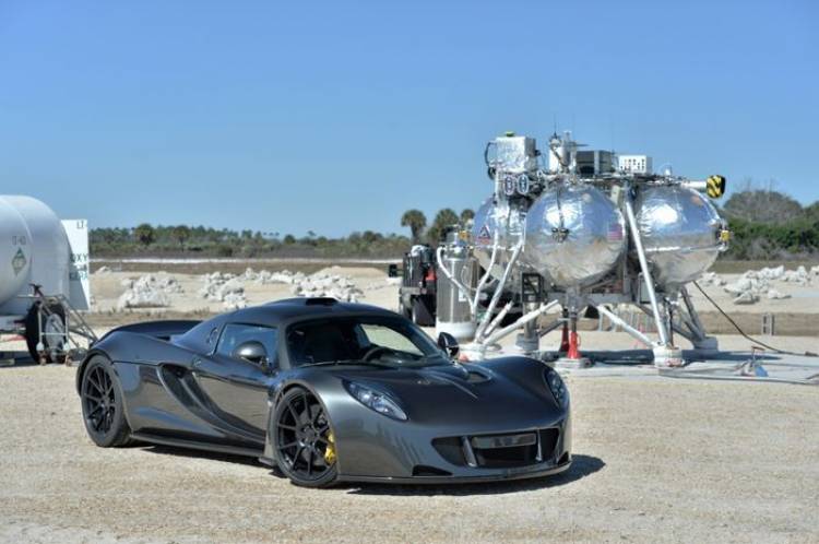 hennessey-venom-record-florida-3_750x.jpg