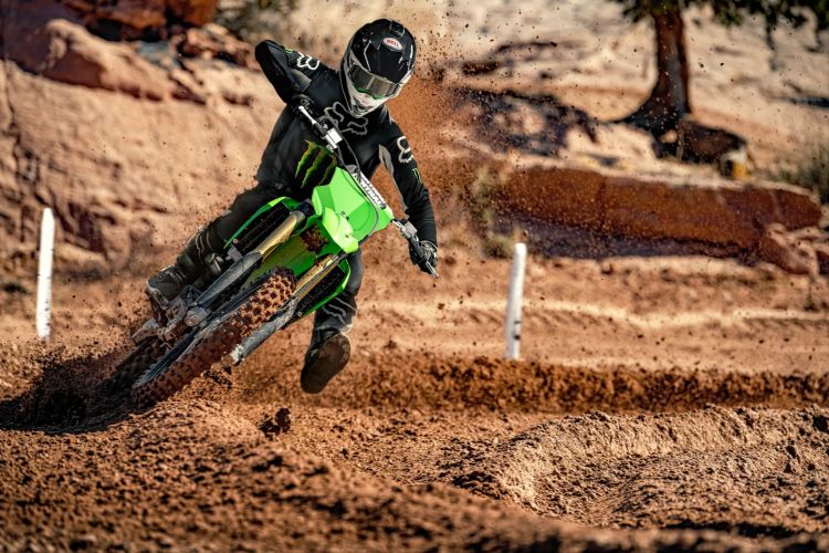 Kawasaki KX 250 2021 es máxima potencia 10