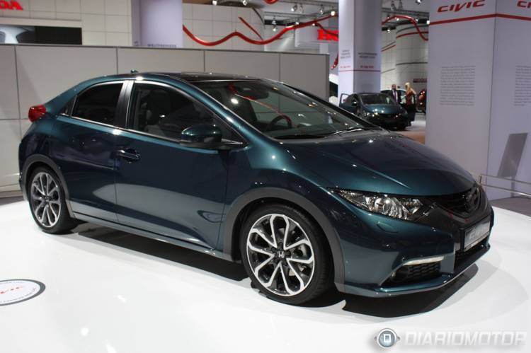 honda-civic-2012-salon-frankfurt-7 honda-civic-2012-salon-frankfurt-7