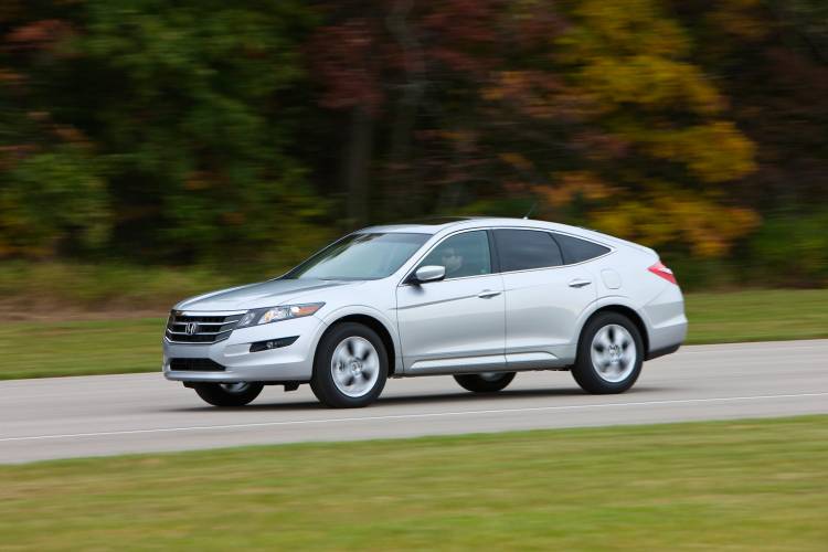 honda-crosstour-2012-1