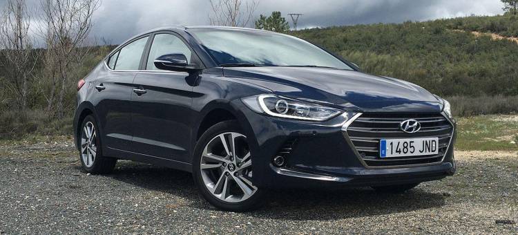 hyundai-elantra-contacto-exterior-p hyundai-elantra-contacto-exterior-p