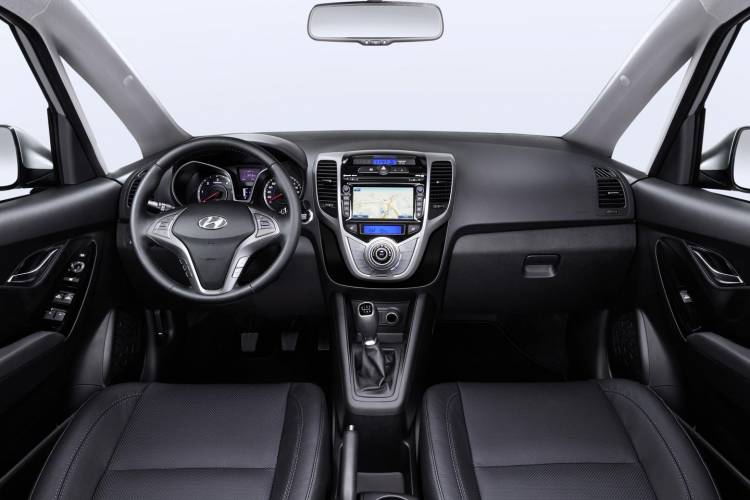 hyundai-ix20-2015-4