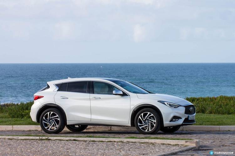 infiniti-q30-2016-prueba-15-mdm