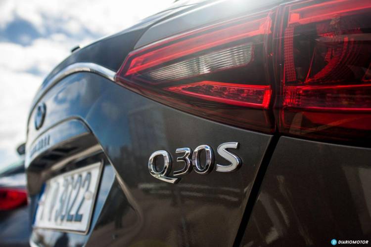 infiniti-q30-2016-prueba-5-mdm