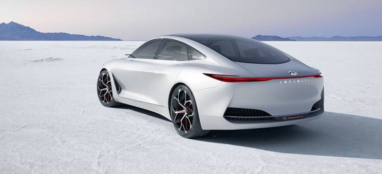 infiniti-rival-porsche-panamera-mercedes-cls-03 infiniti-rival-porsche-panamera-mercedes-cls-03