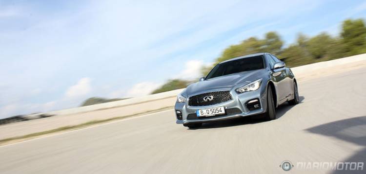 infinitiq50_presen06 infinitiq50_presen06
