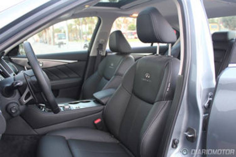 infinitiq50_presen19