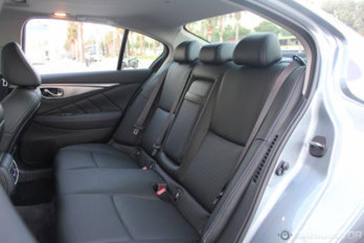 infinitiq50_presen20